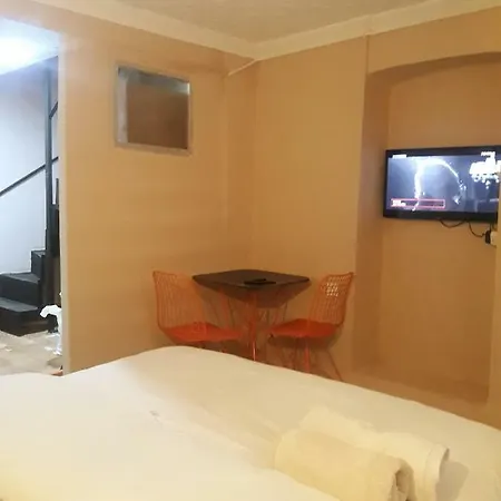 Hotel Taksim Nefti *